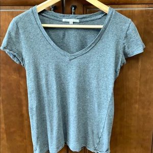 GapFit Breathe V-Neck T-Shirt